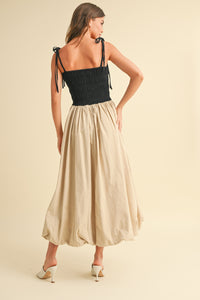 Contrast Balloon Midi Dress