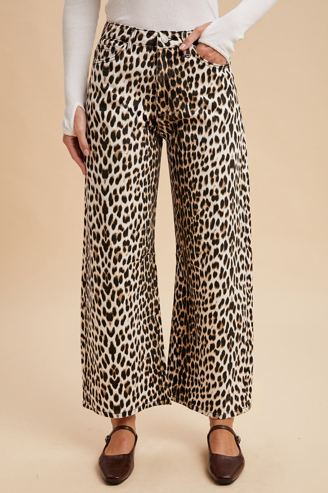 Stretch Leopard Barrel Jeans
