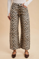 Stretch Leopard Barrel Jeans