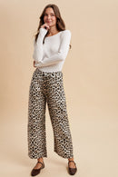 Stretch Leopard Barrel Jeans