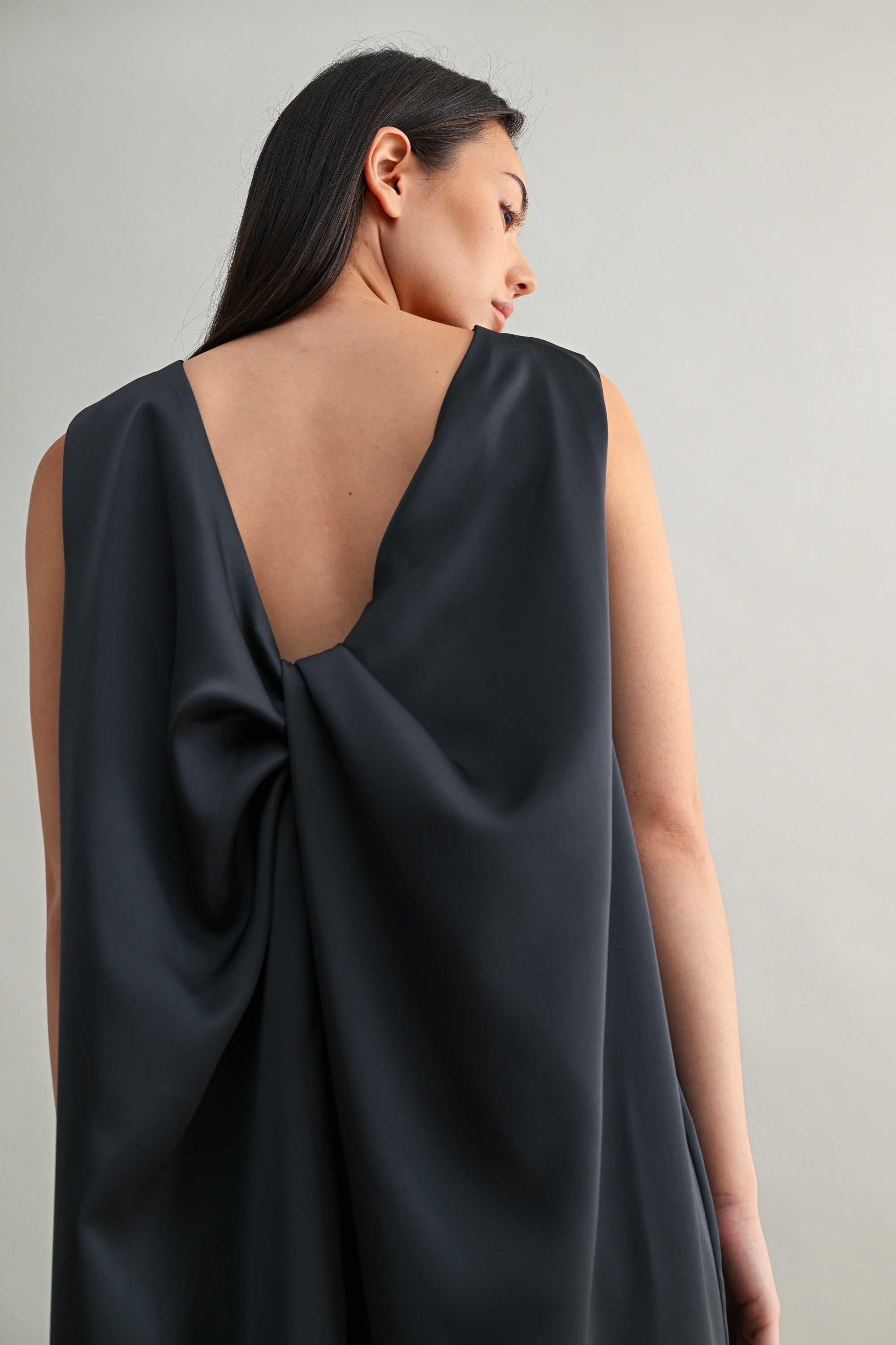 Draped Back Sleeveless Midi Dress
