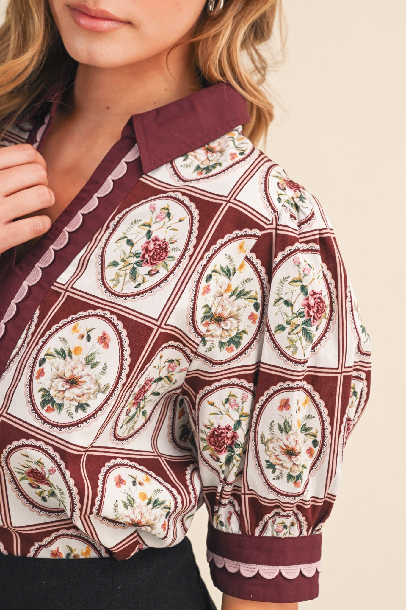 Scallop Trim Printed Top