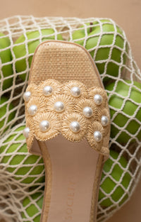 Cathleen Raffia Pearl Slides