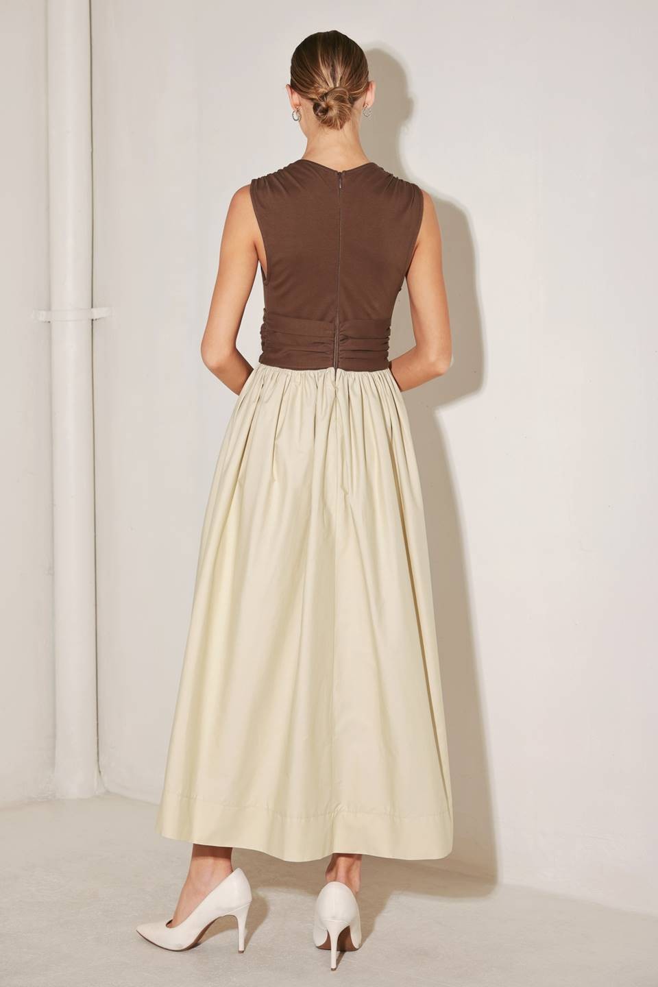 Twist Front Cutout Midi Dress