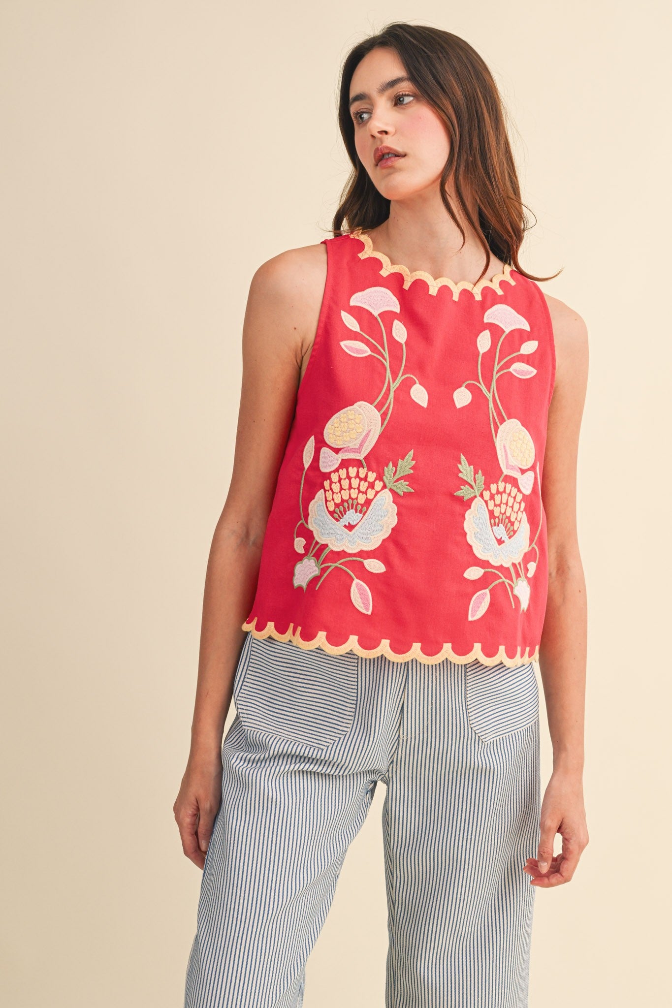 Floral Embroidered Scallop Tank