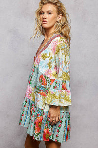 Sleeveless V-neck Printed Dress