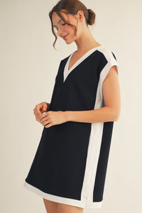 Contrast Accent Solid Casual Dress