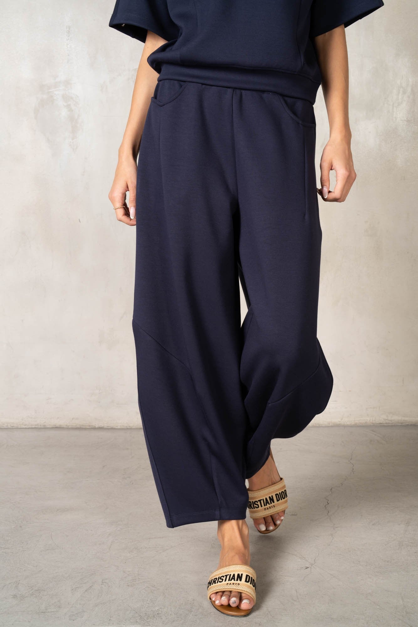 Dart Detail Barrel Neoprene Pants