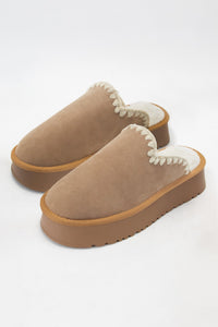 Crochet Edge Slip-On Shoe