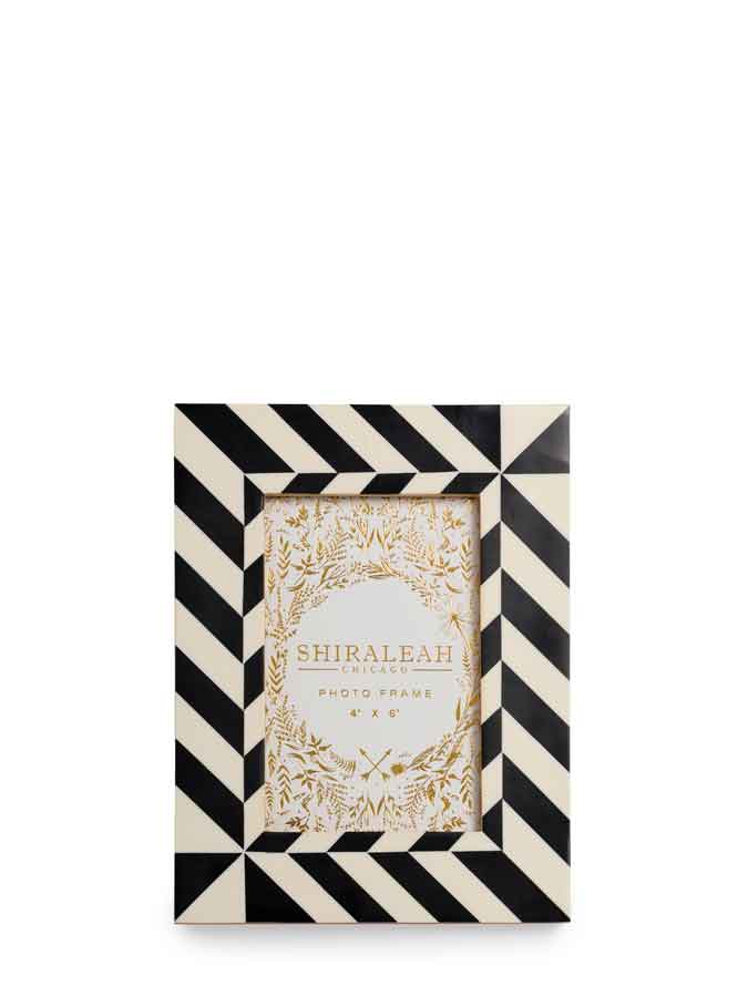 Roma 4" X 6" Diagonal Stripe Picture Frame