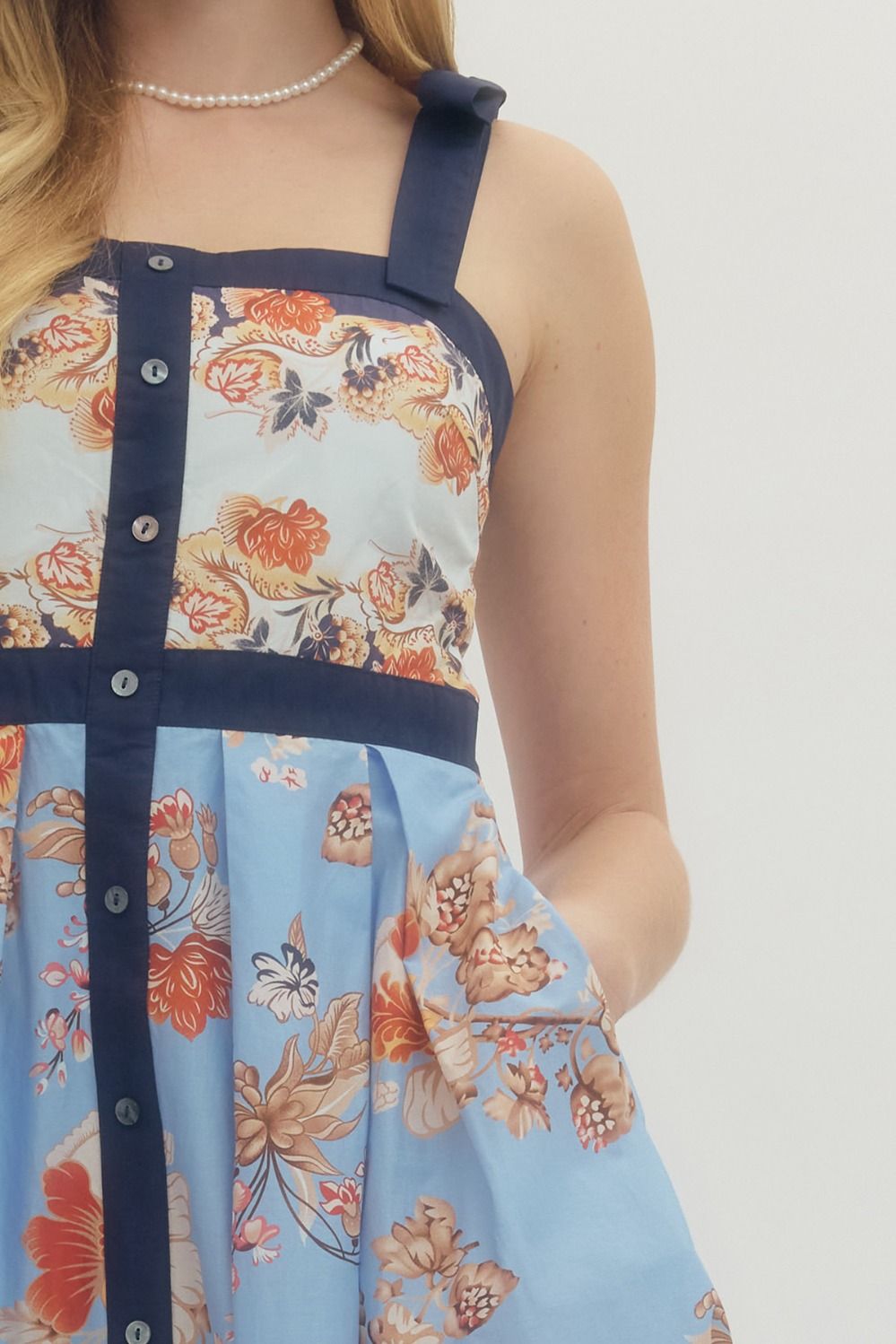 Contrast Trim Floral Midi Dress