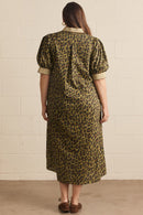 Contrast Collar Leopard Midi Dress
