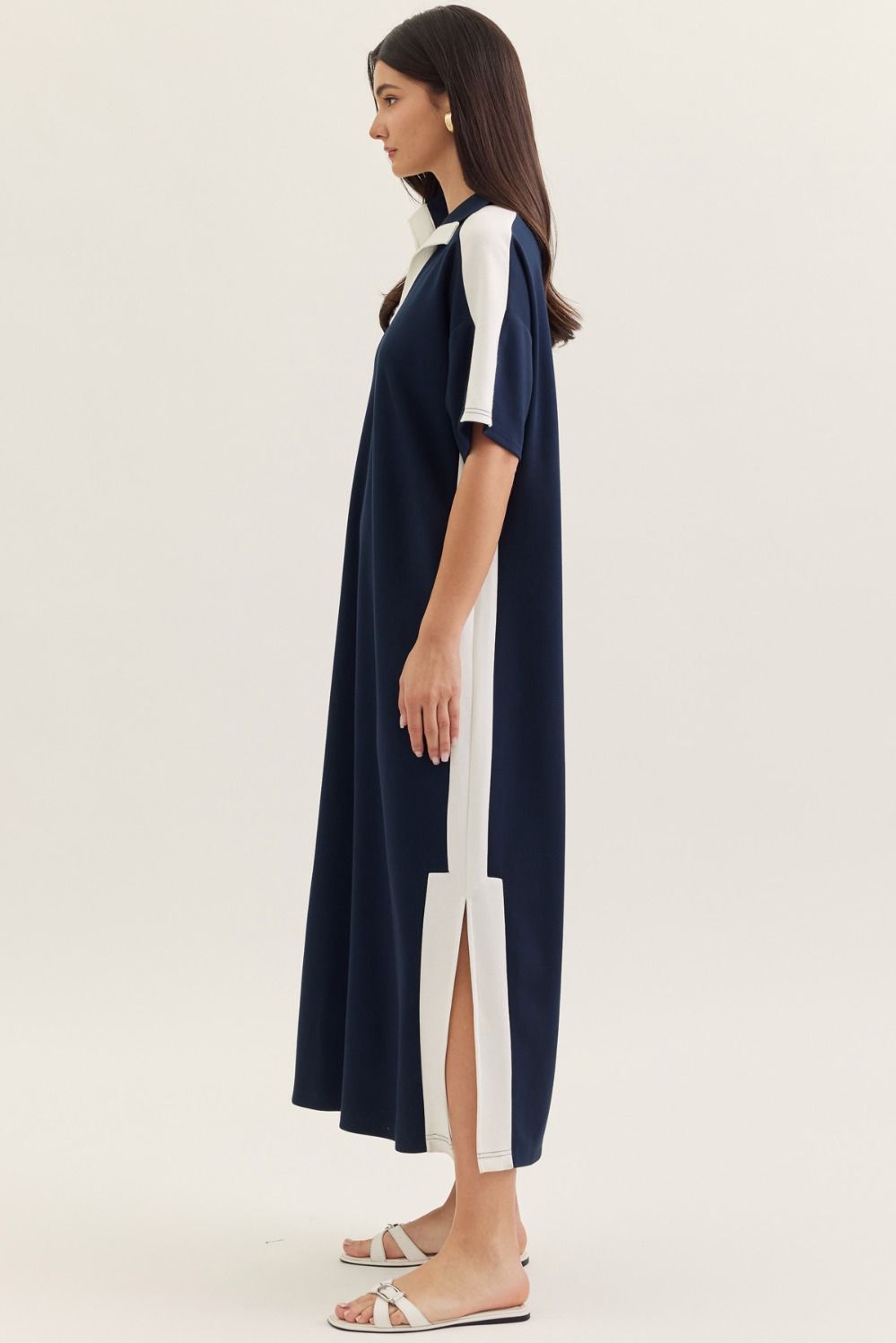 Contrast Collar Solid Maxi Dress