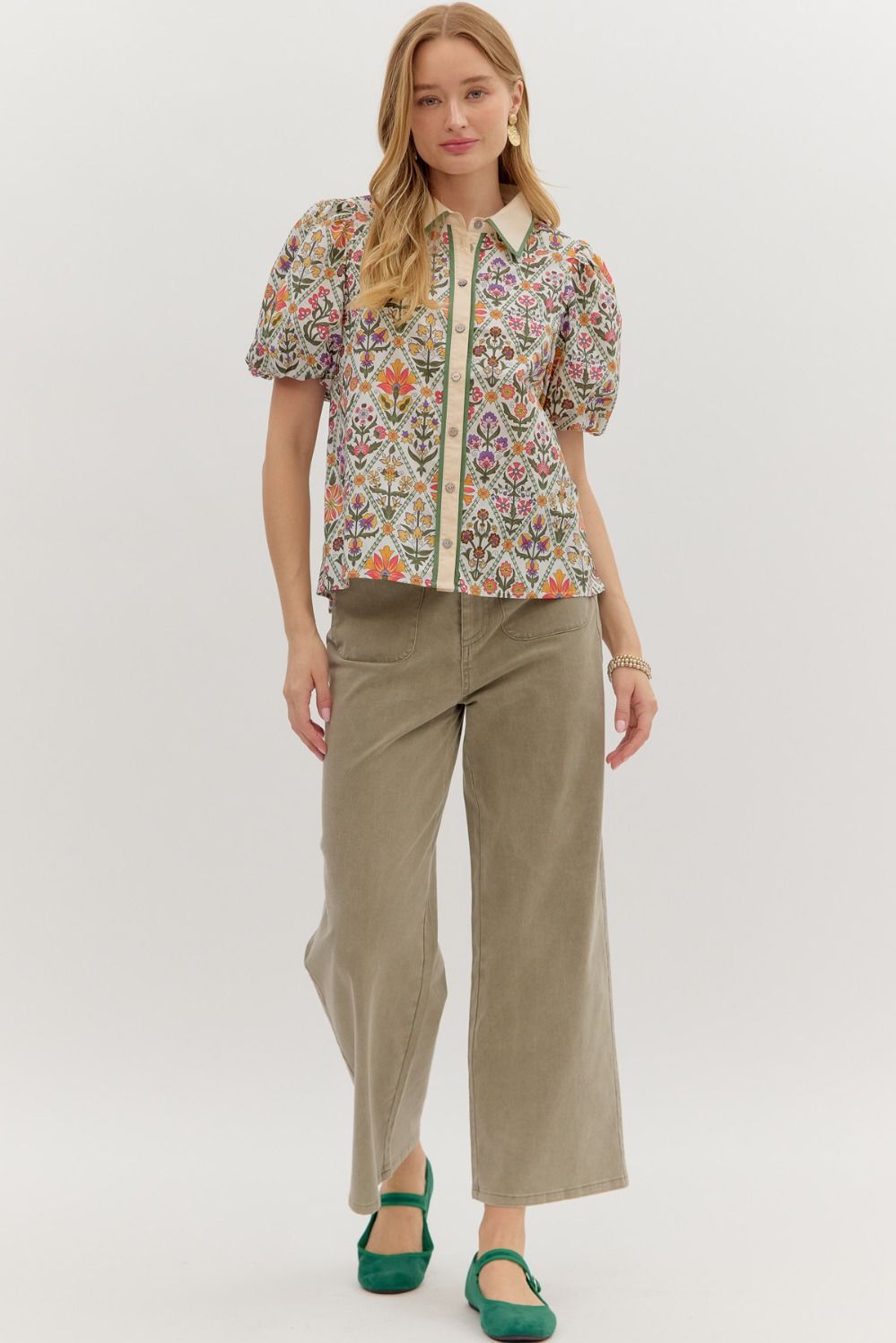 Contrast Collar Floral Blouse